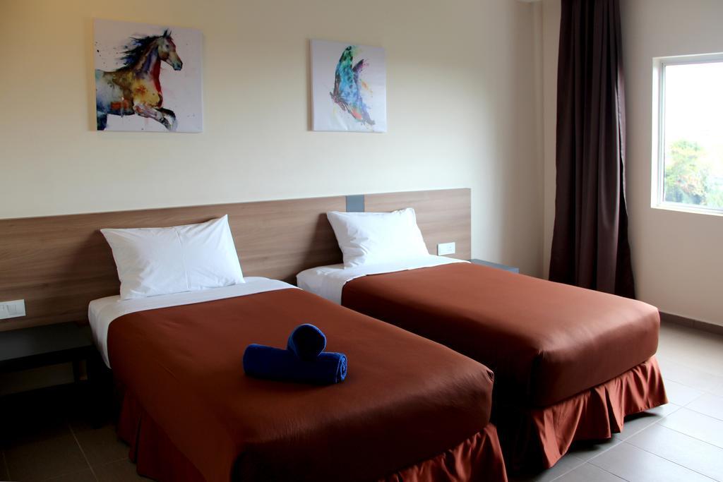 Hotel Asrc Alor Setar Esterno foto